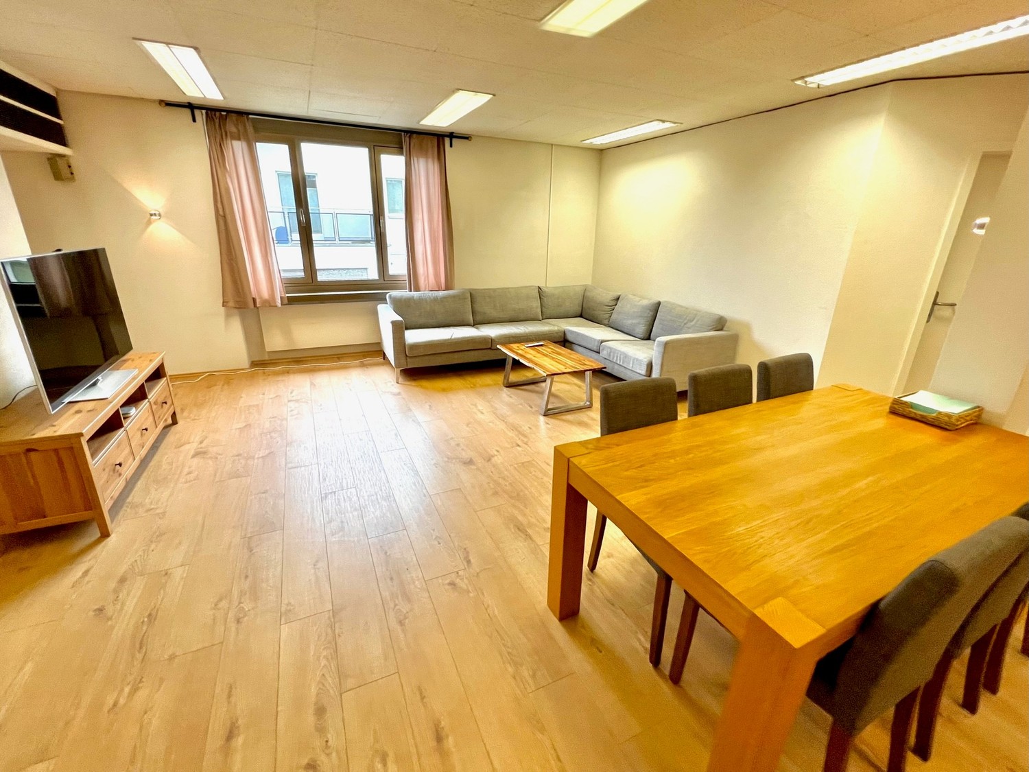 Chambre en colocation, photo 2 sur 8