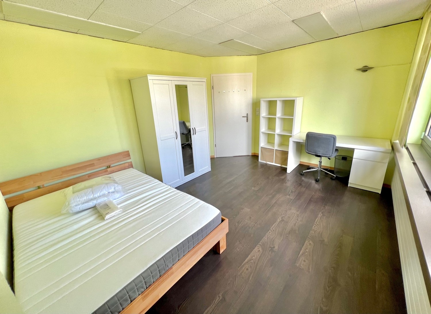Chambre en colocation, photo 1 sur 8