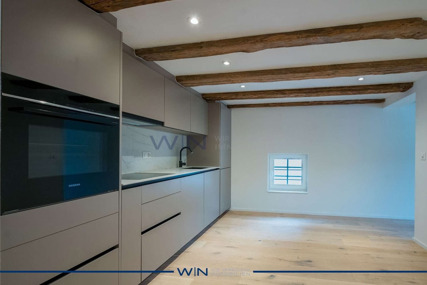 7 ½ rooms multi family house, photo 3 of 10