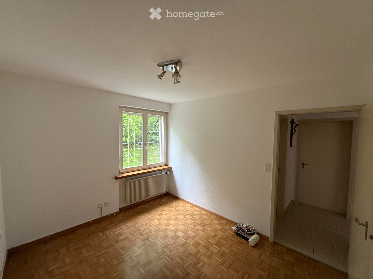 1 room single room