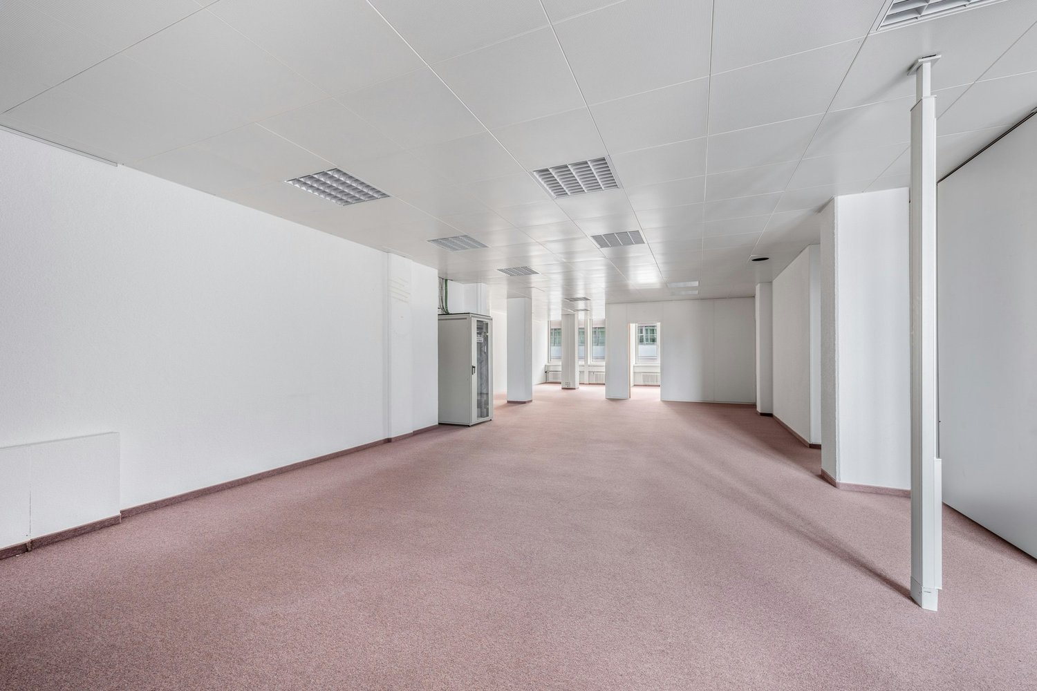 291m² commercial, photo 10 of 10