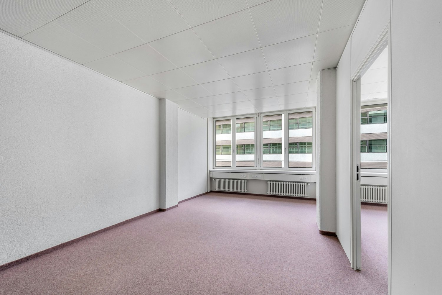 291m² commercial, photo 4 of 10