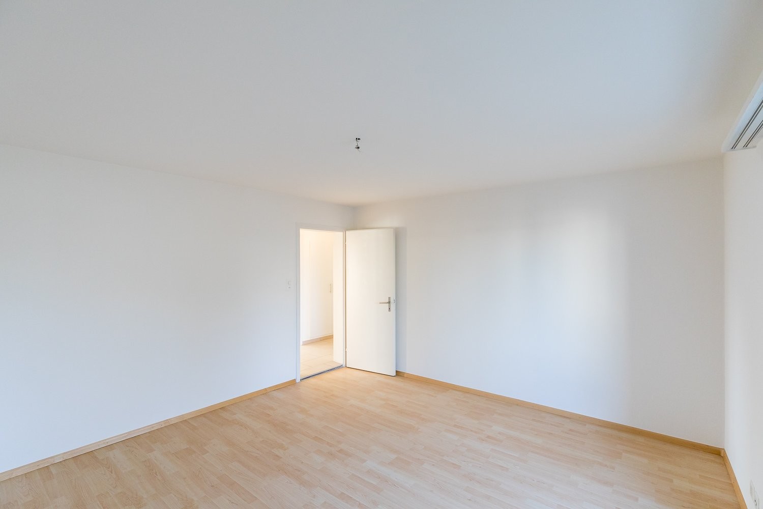 3 rooms apartment, photo 6 of 10