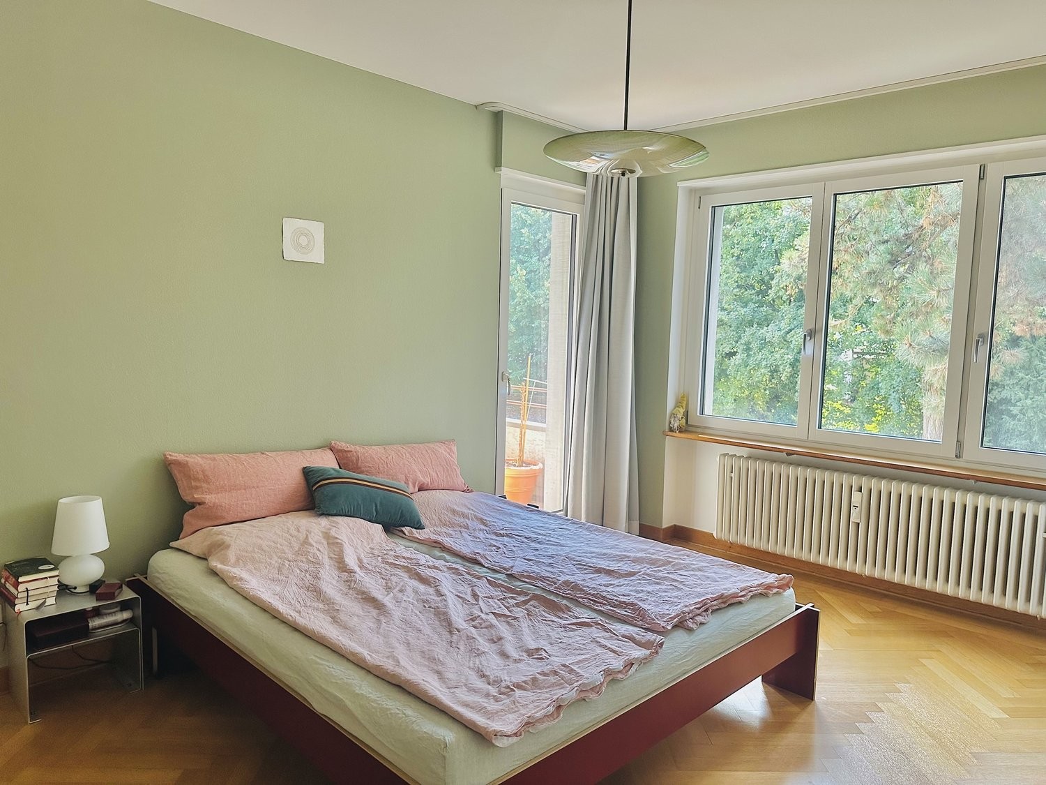 5 rooms furnished flat