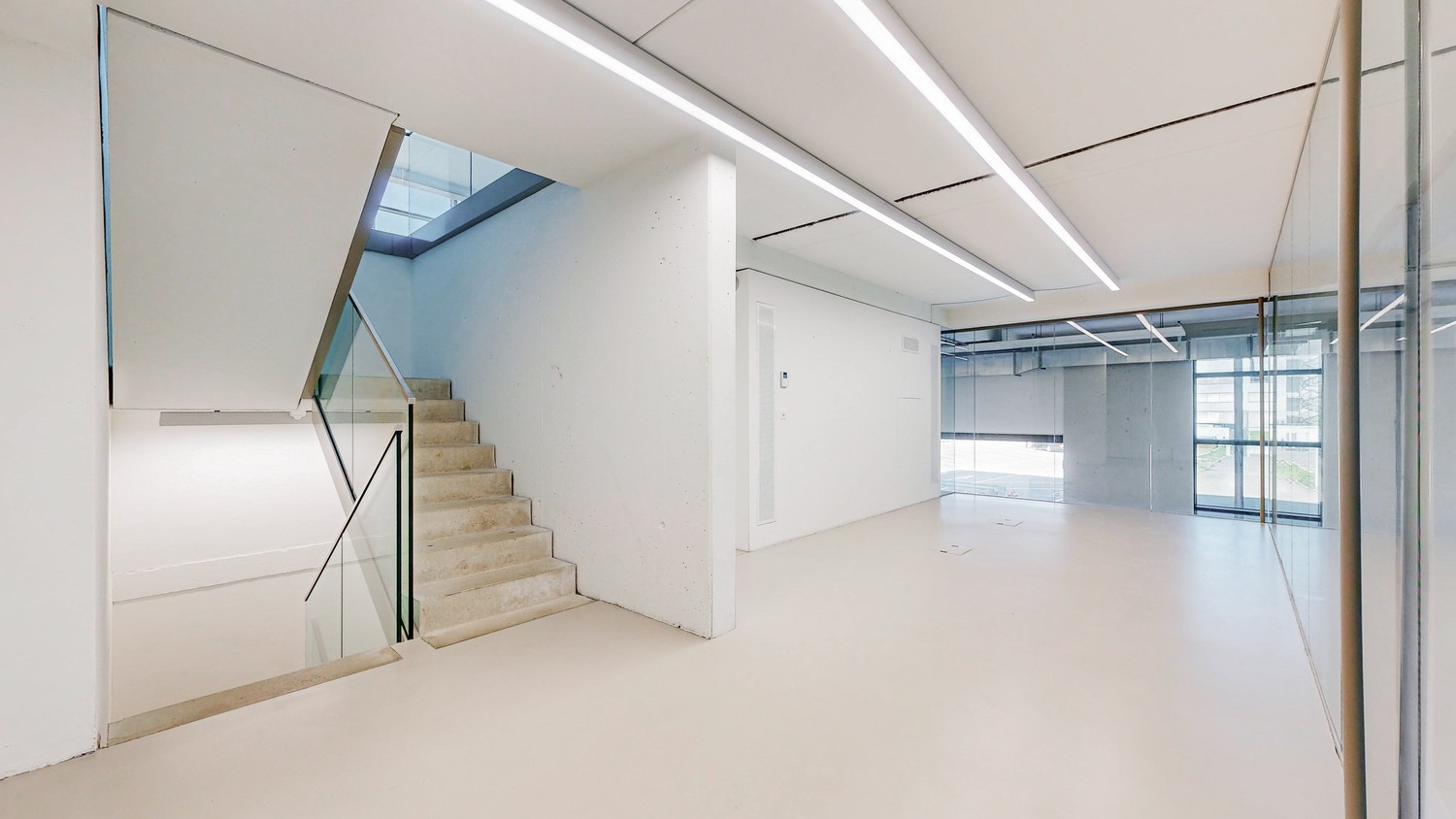 1050-5770m² commerciale