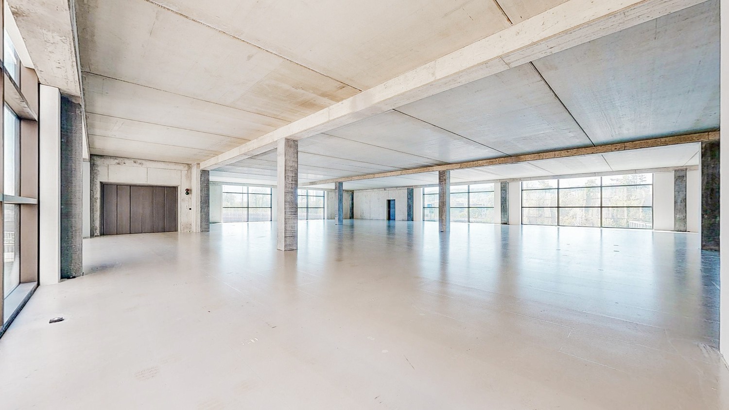 1050-5770m² commerciale
