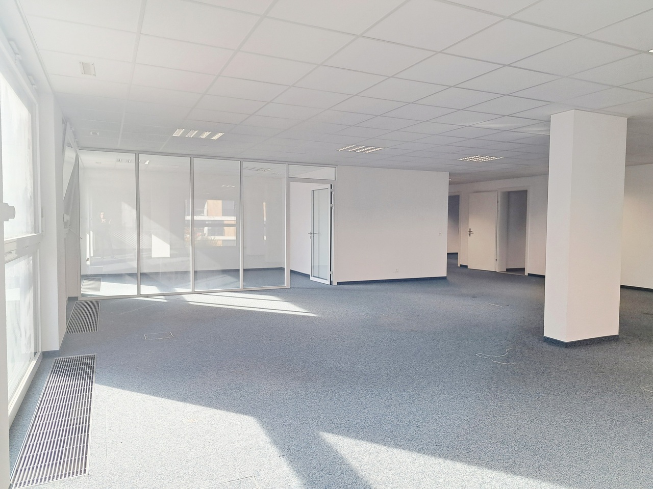 270m² commerciale