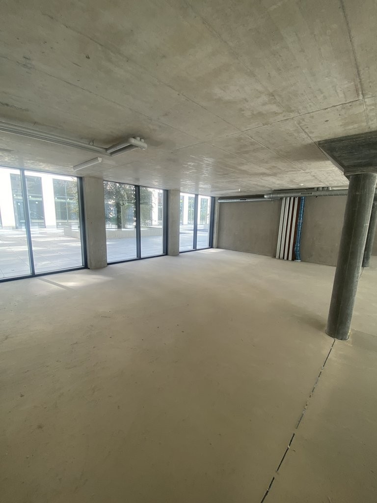 145m² commercial, photo 3 of 7