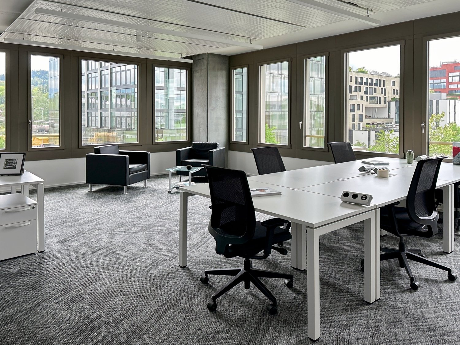 120m² office, photo 1 of 10