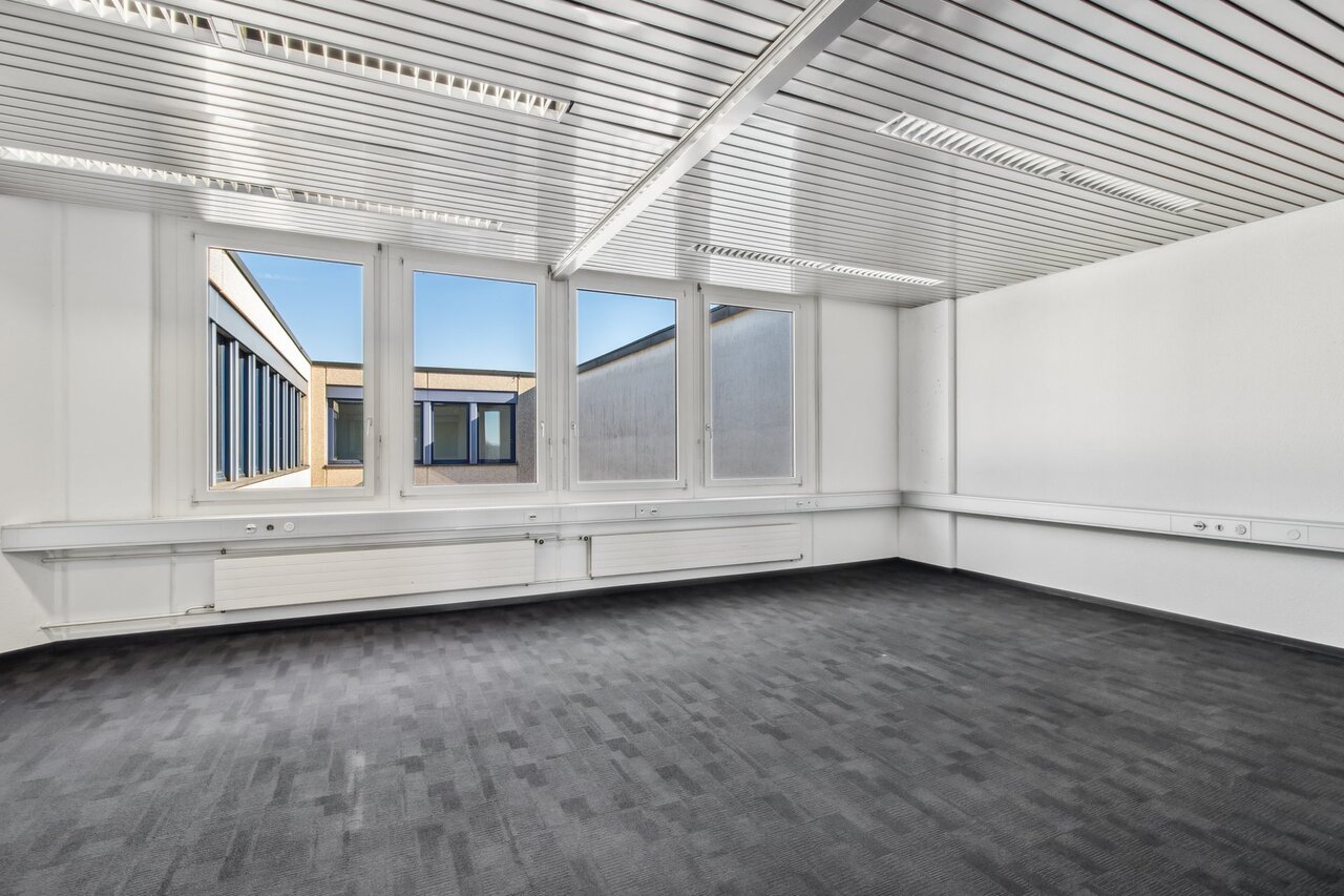 960m² bureau
