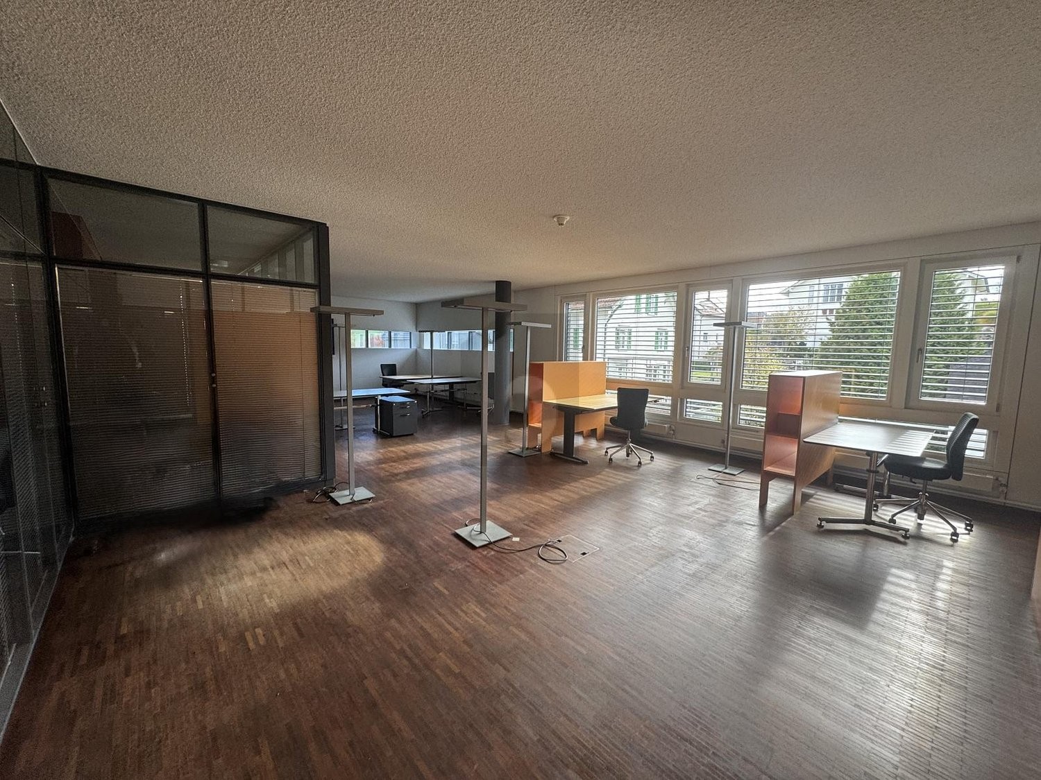 84m² office, photo 1 of 4