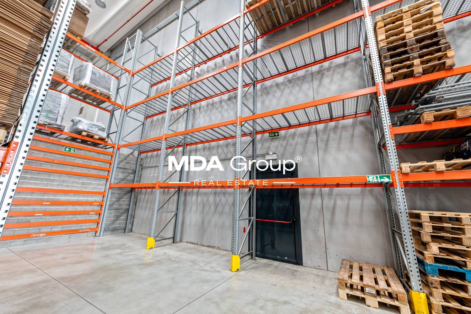 1250m² office, photo 2 of 2