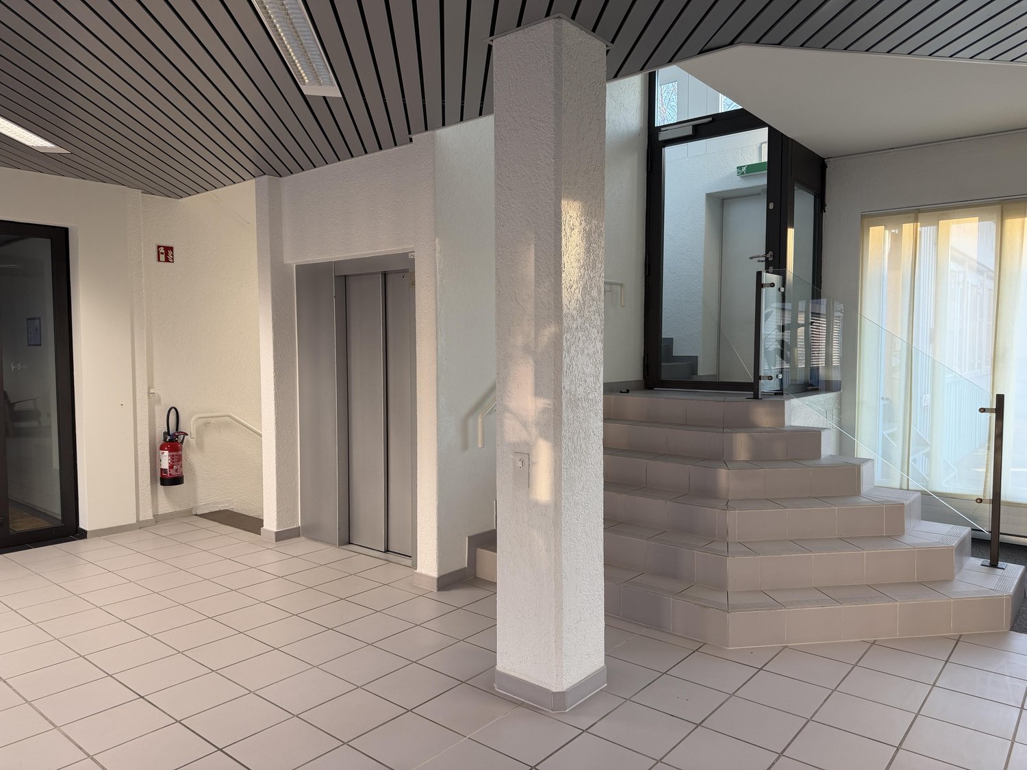 436m² office, photo 8 of 10