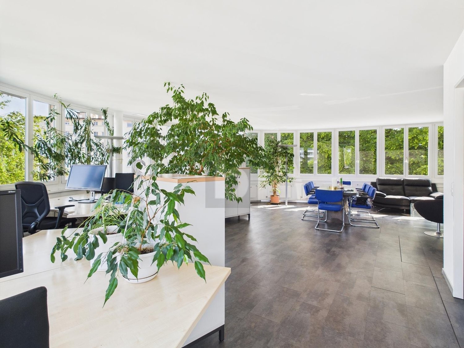 86m² office, photo 1 of 4