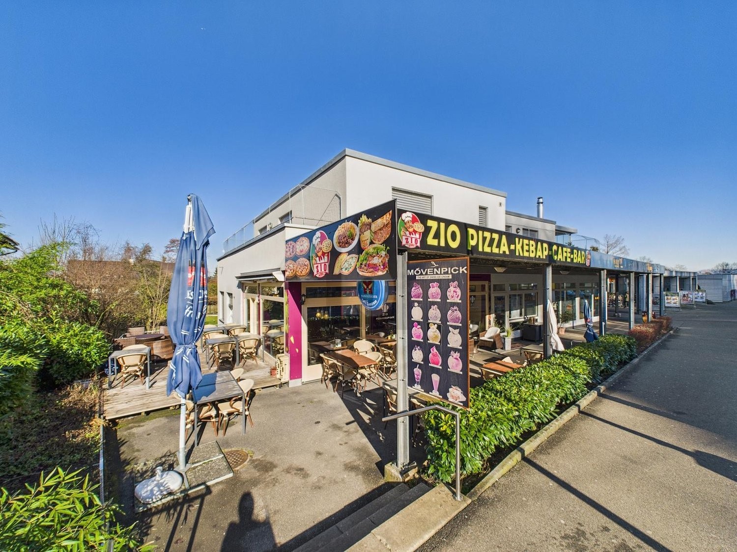132m² restaurant, photo 1 of 4