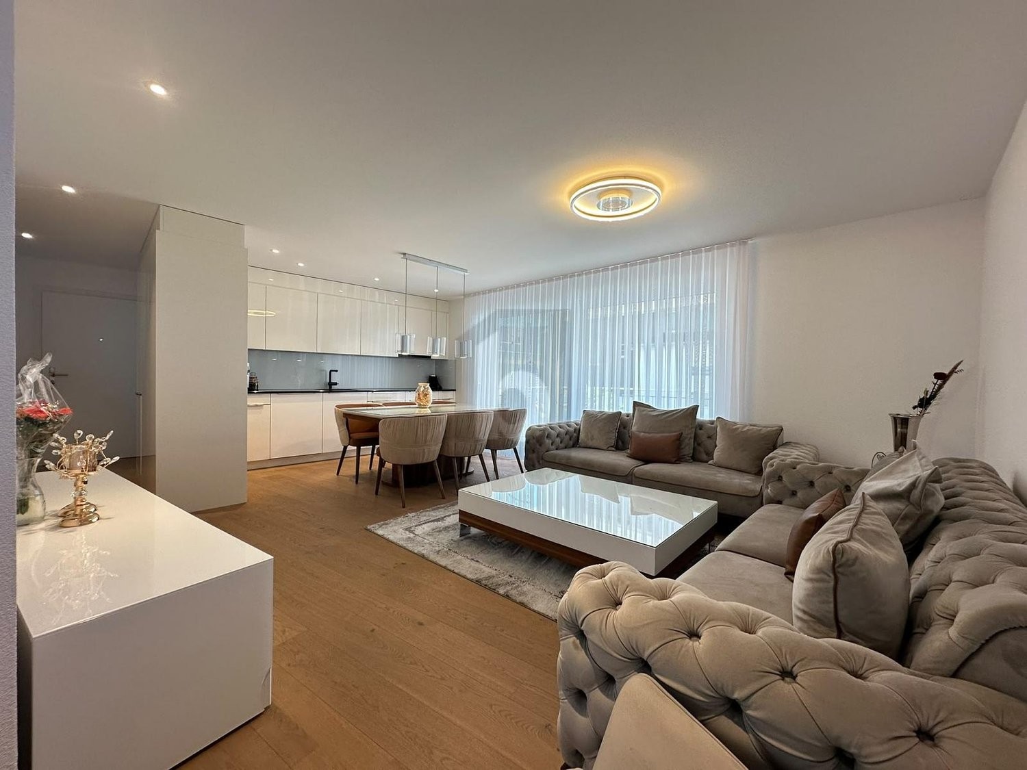 10 ½ rooms duplex house, photo 2 of 4