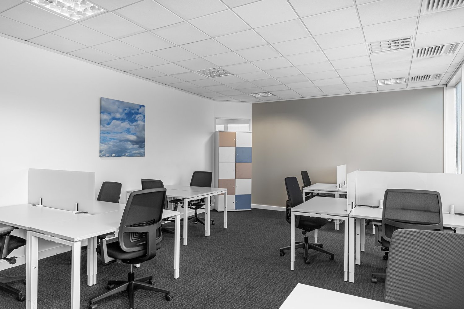 Office, photo 1 of 8