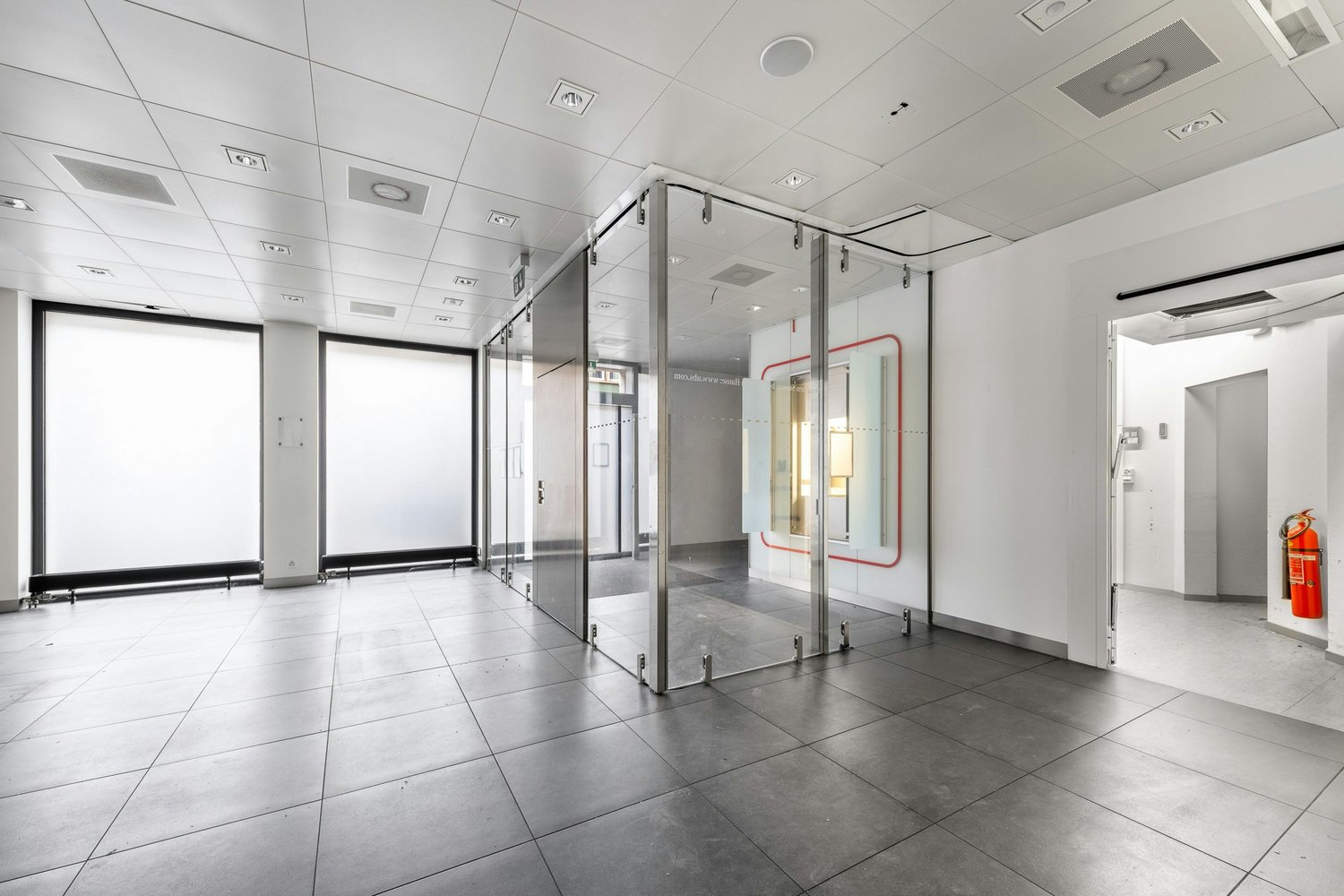 154m² commercial, photo 7 of 10