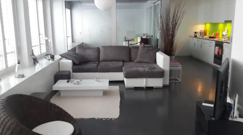 2 rooms apartment, photo 2 of 5