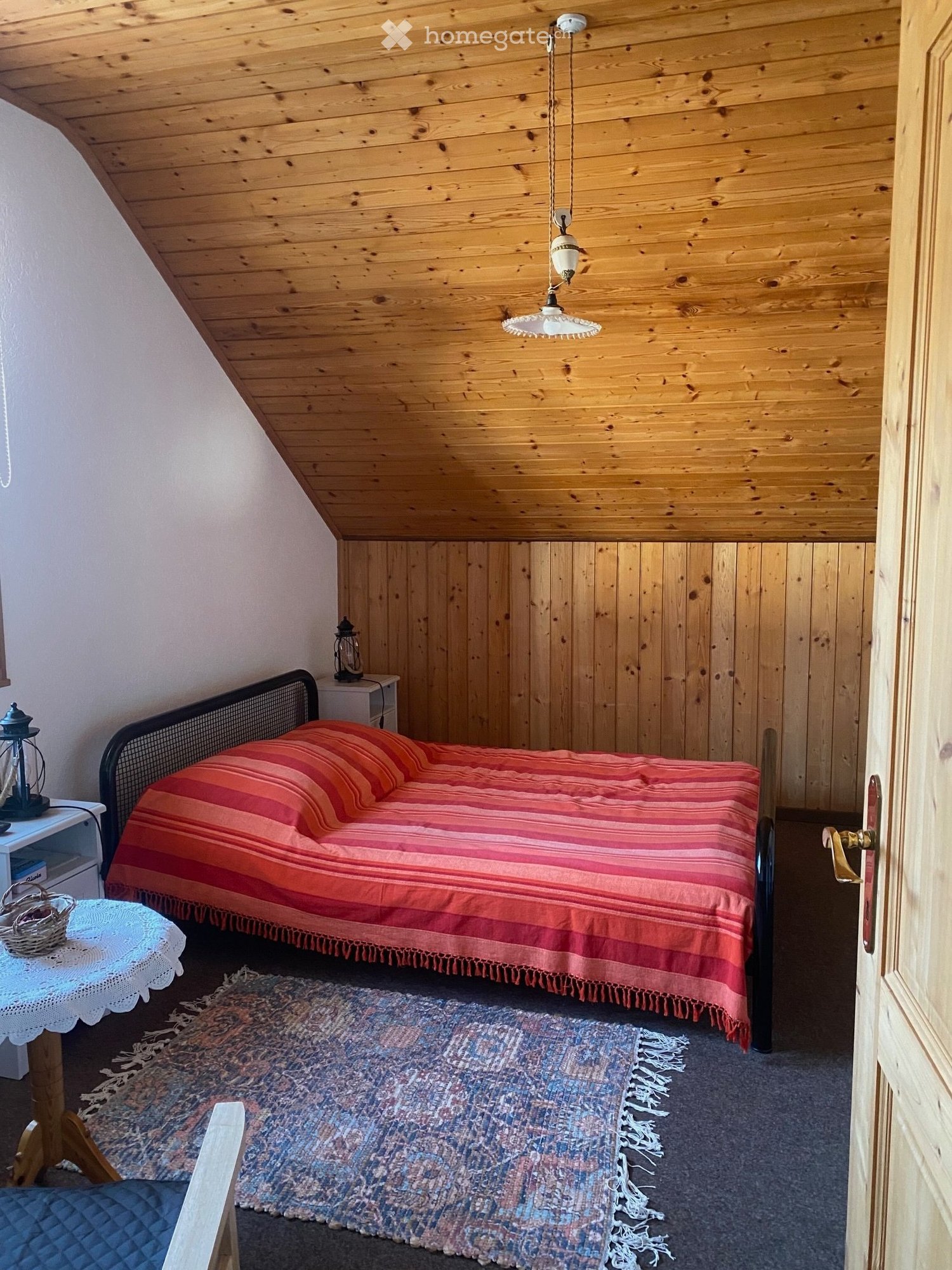 1 room single room