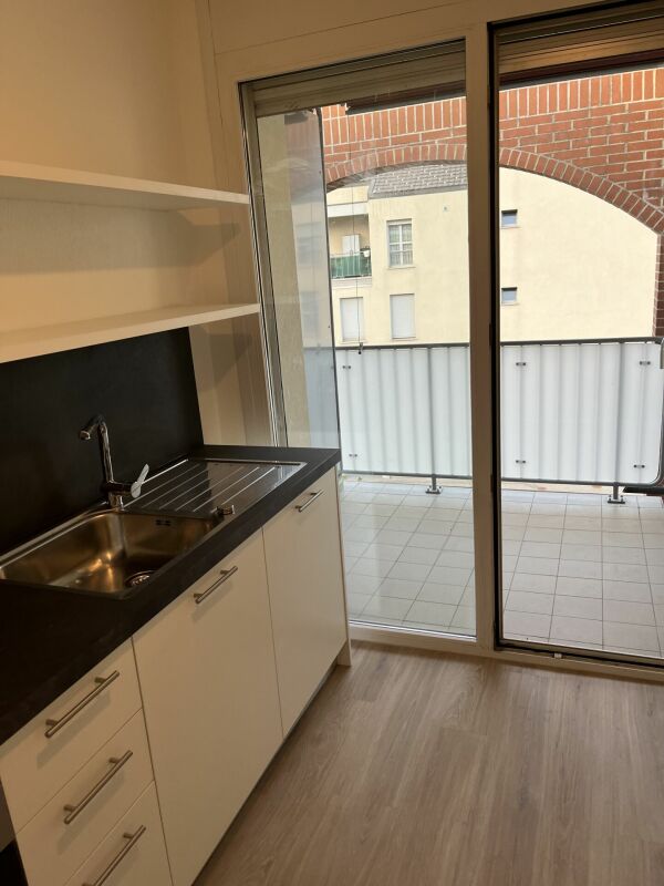 3 rooms apartment, photo 2 of 10