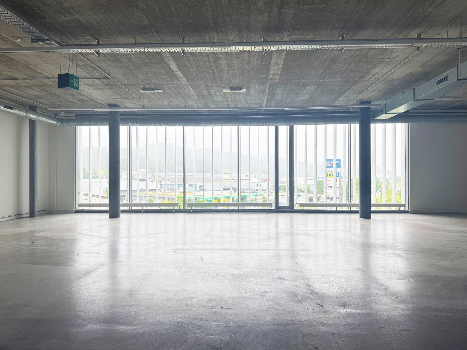 370m² office, photo 5 of 6
