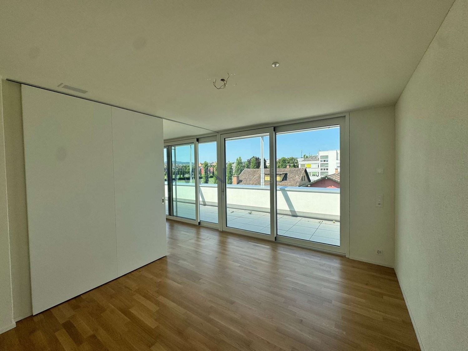 2 rooms apartment, photo 7 of 8