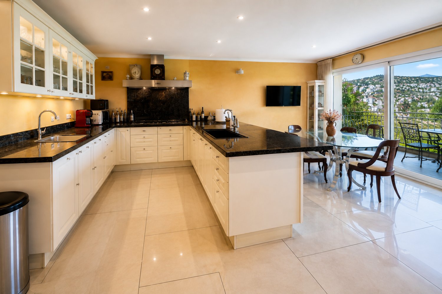 7 rooms terrace flat, photo 4 of 7
