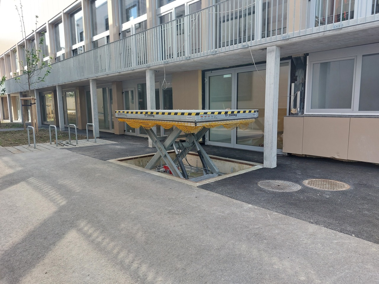 150m² atelier, photo 4 of 4