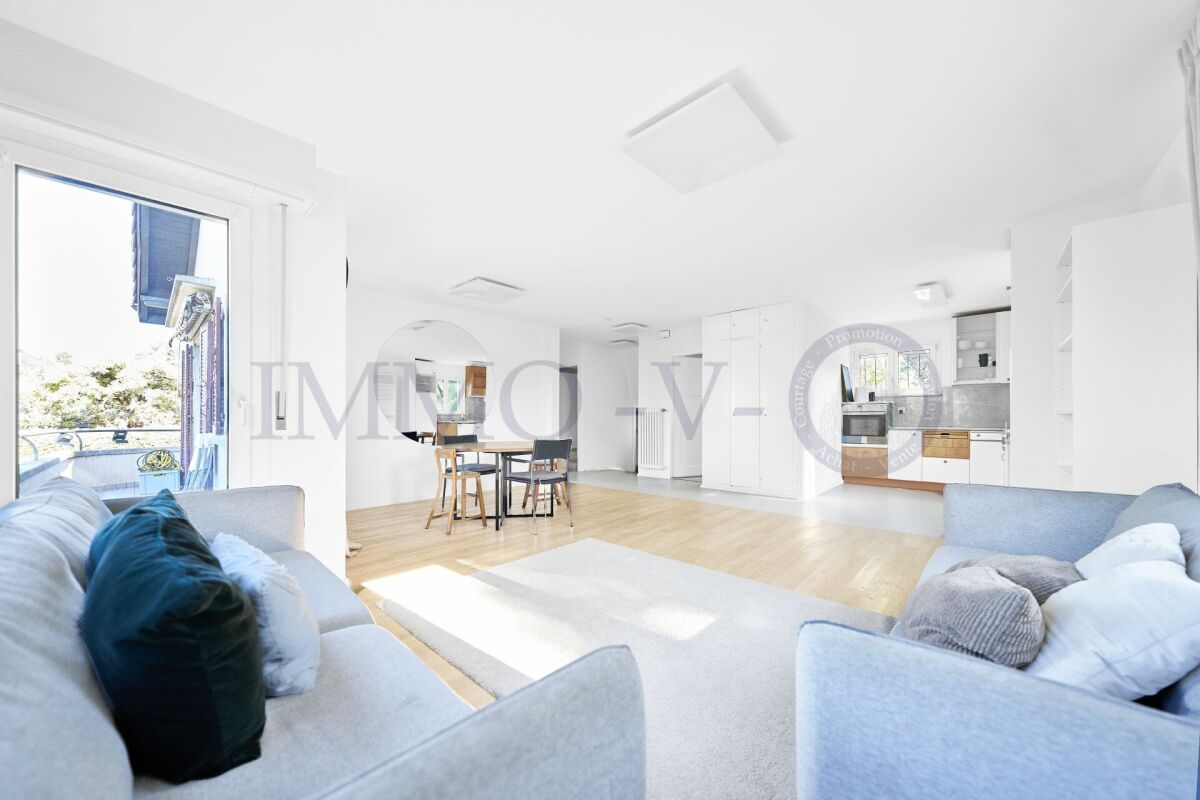 6 rooms villa