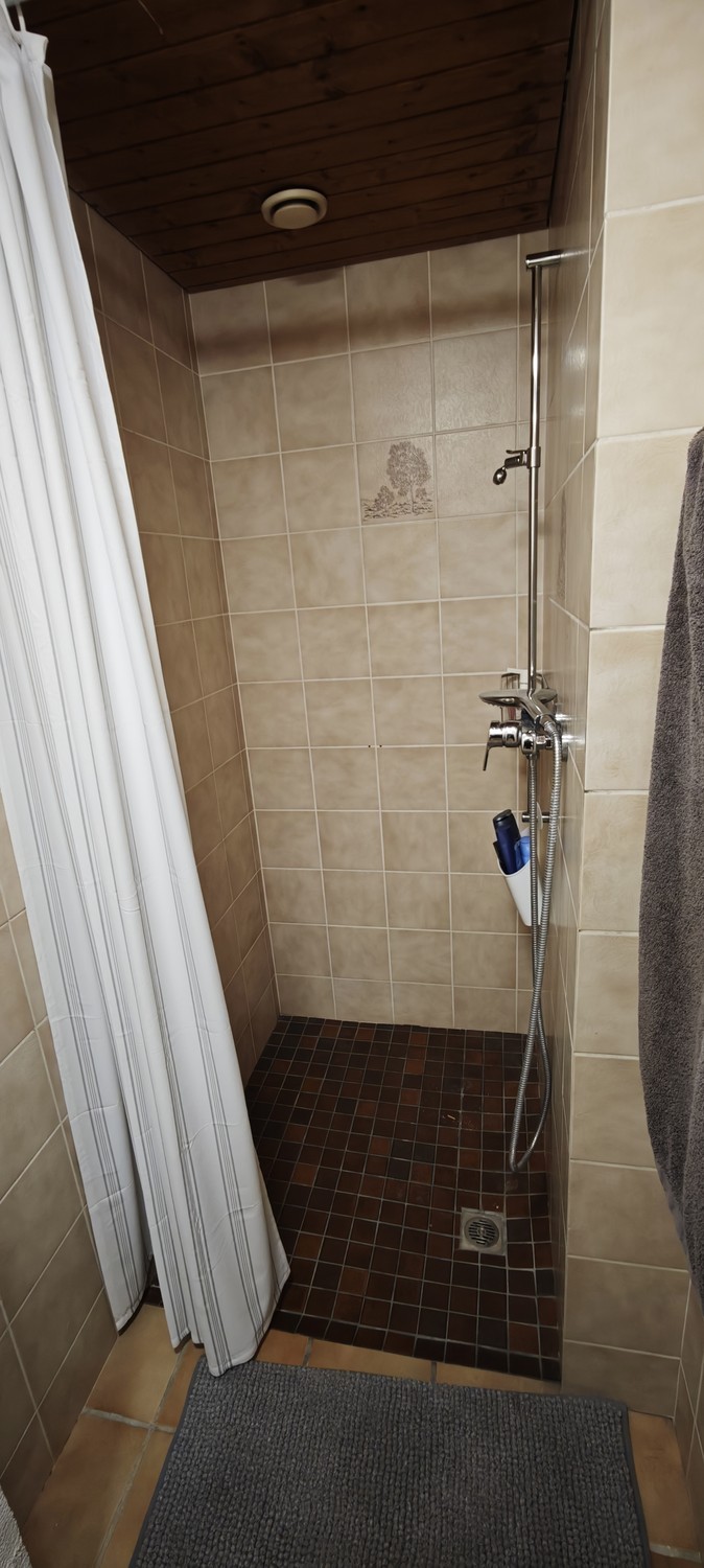 21m² commercial