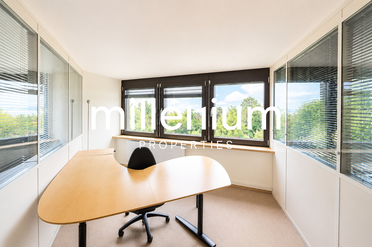 Office, photo 1 of 7