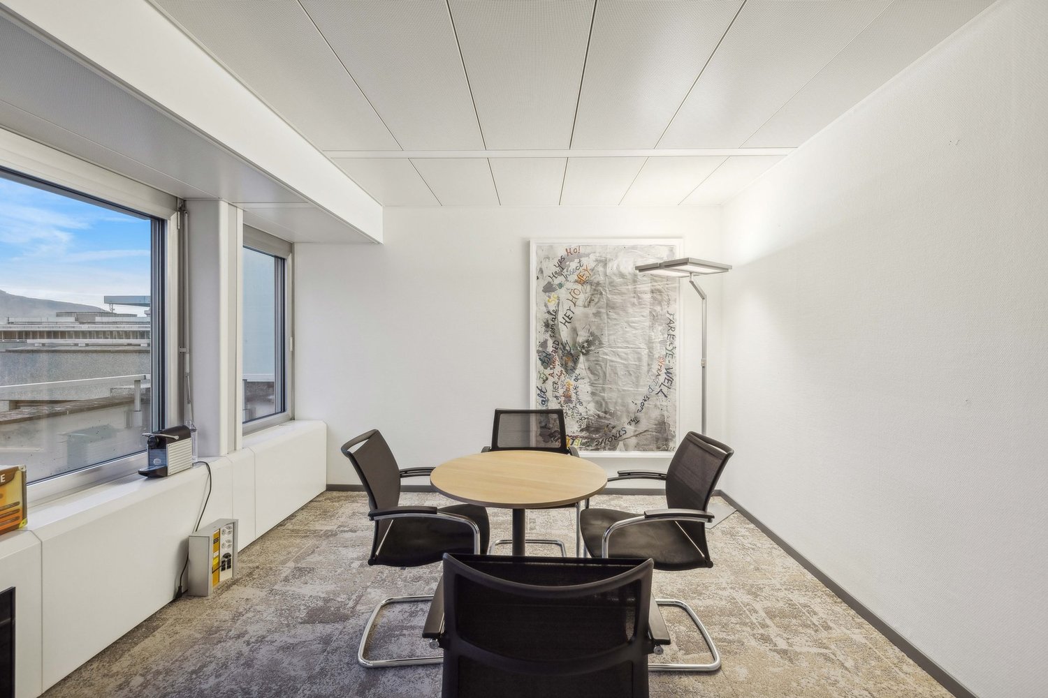 Office, photo 4 of 10