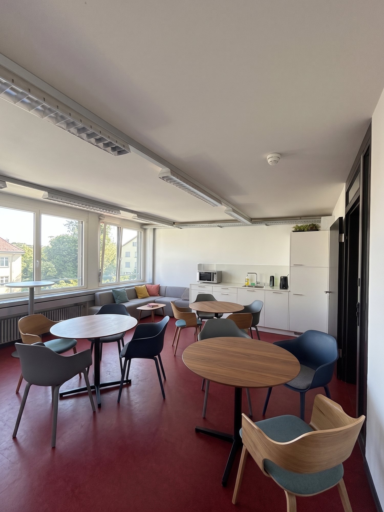 Office, photo 5 of 10