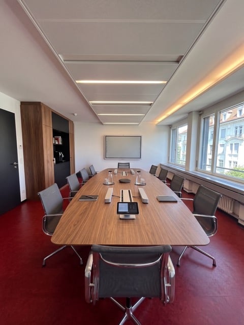 Office, photo 2 of 10