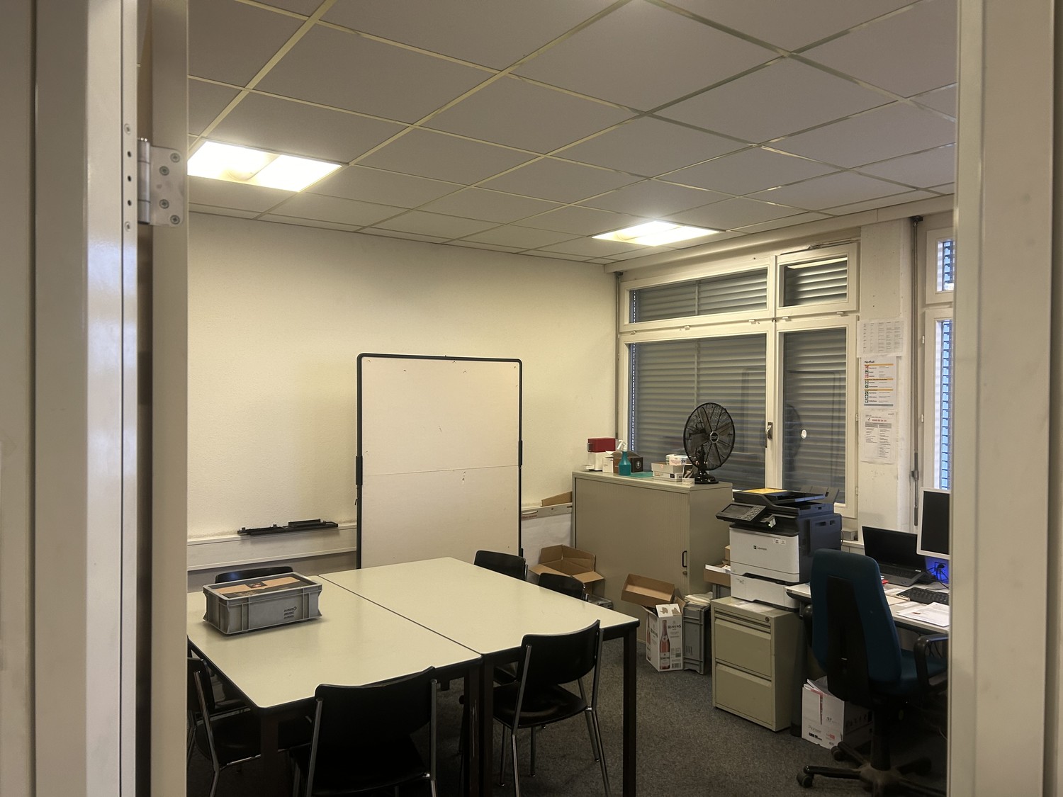 146m² commercial, photo 1 of 10