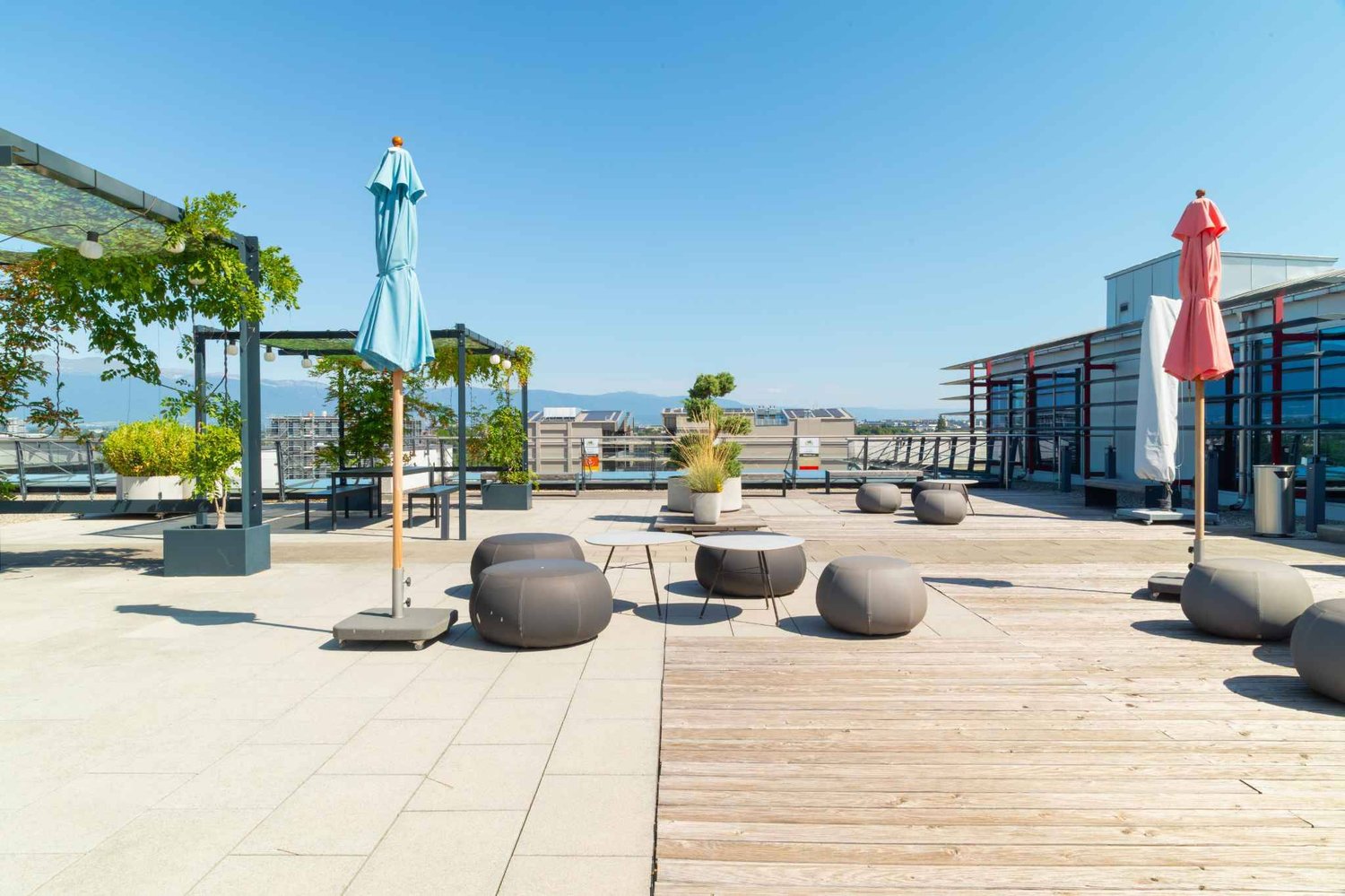 708m² office, photo 8 of 10