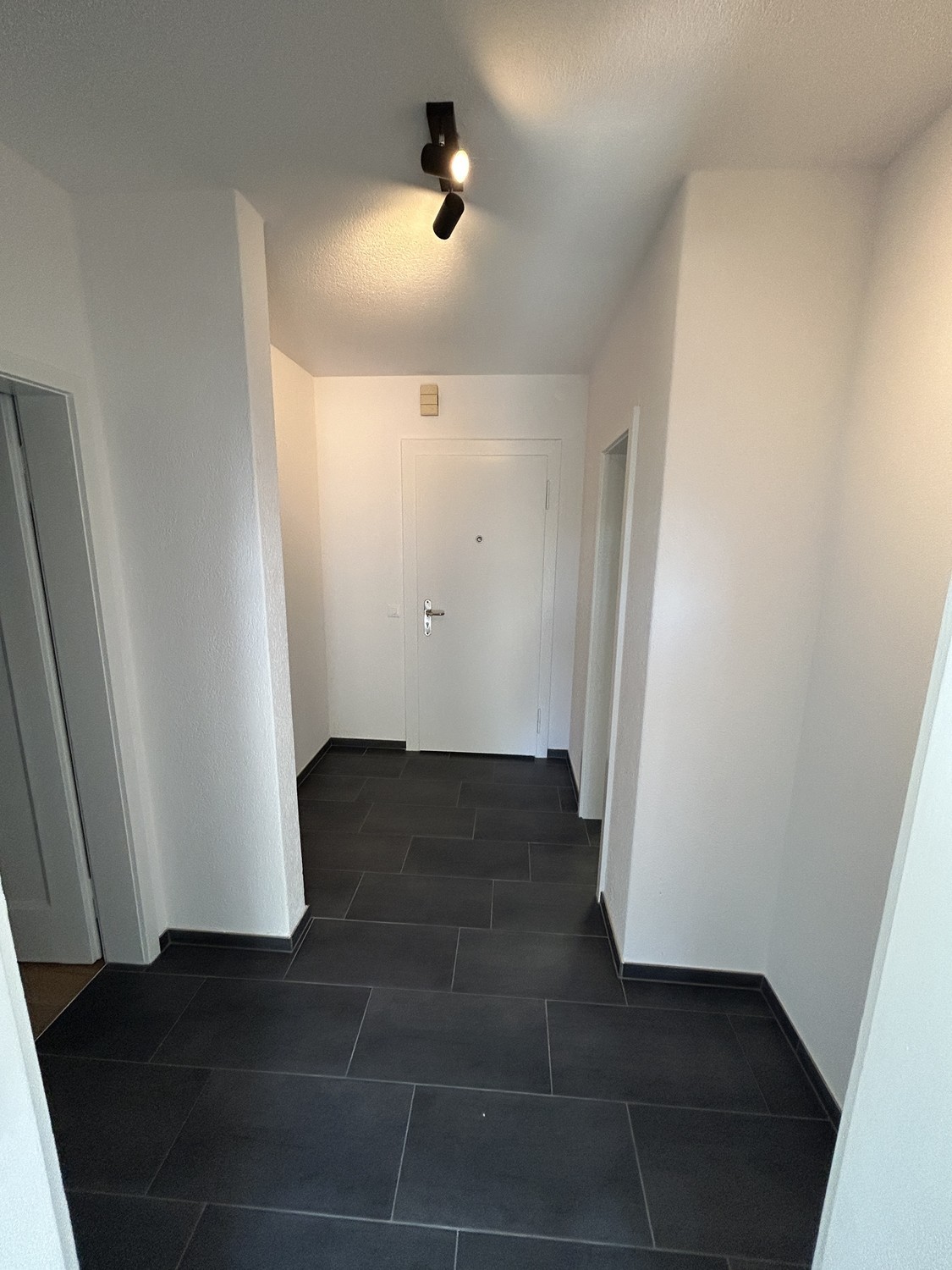 2 rooms apartment, photo 4 of 9