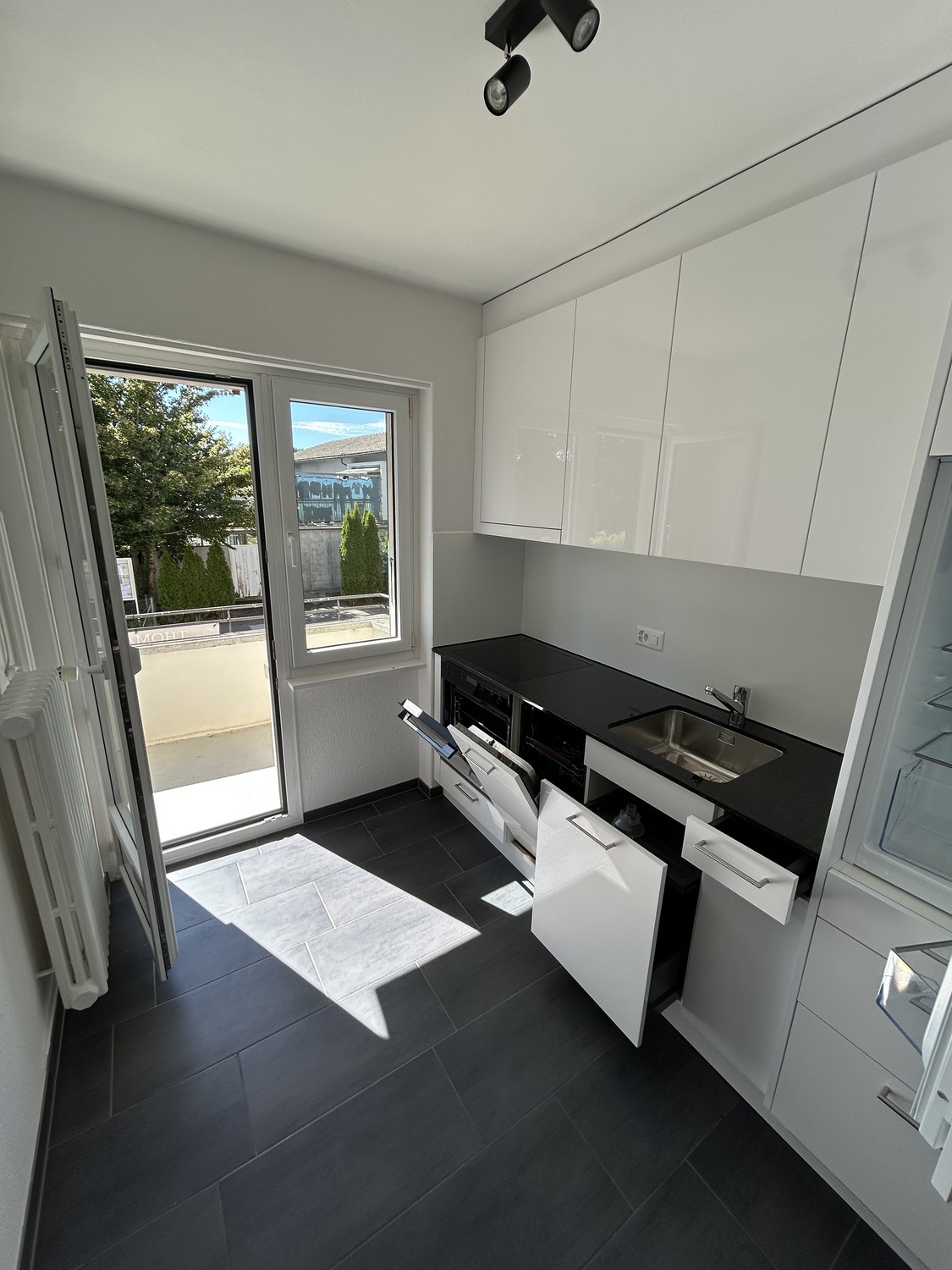 2 rooms apartment, photo 1 of 9