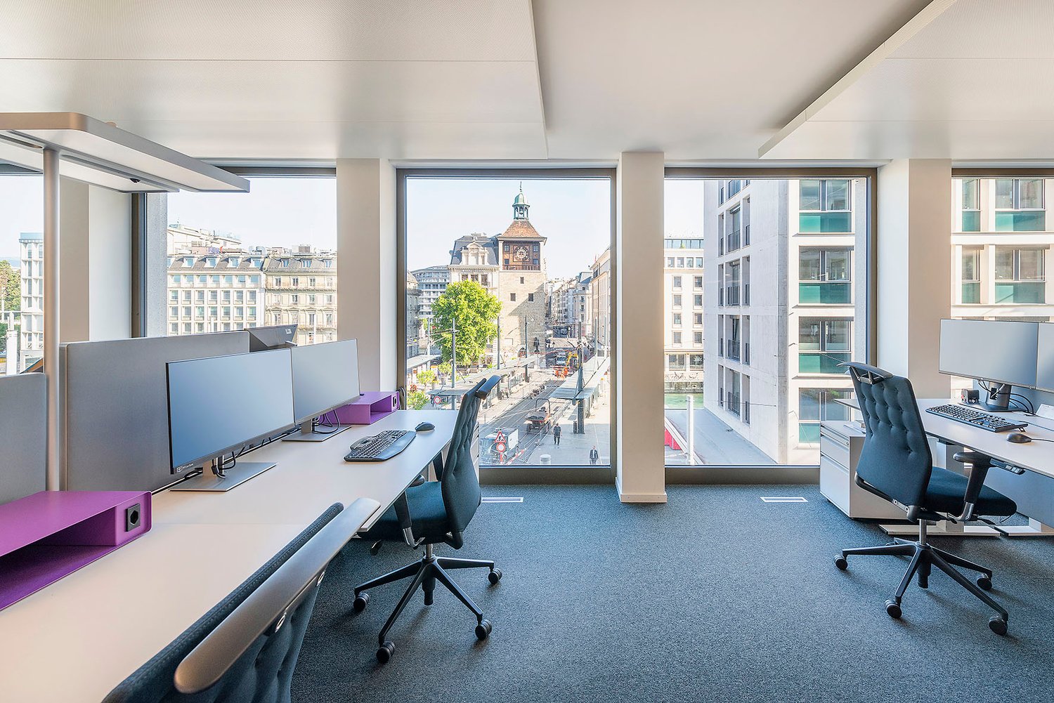 311m² office