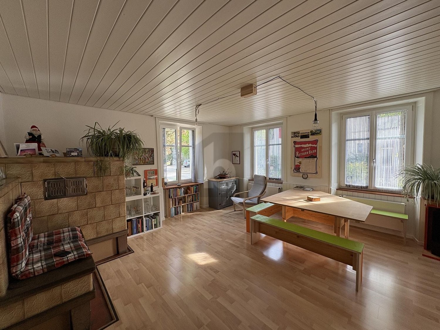 8 rooms farm house, photo 1 of 4