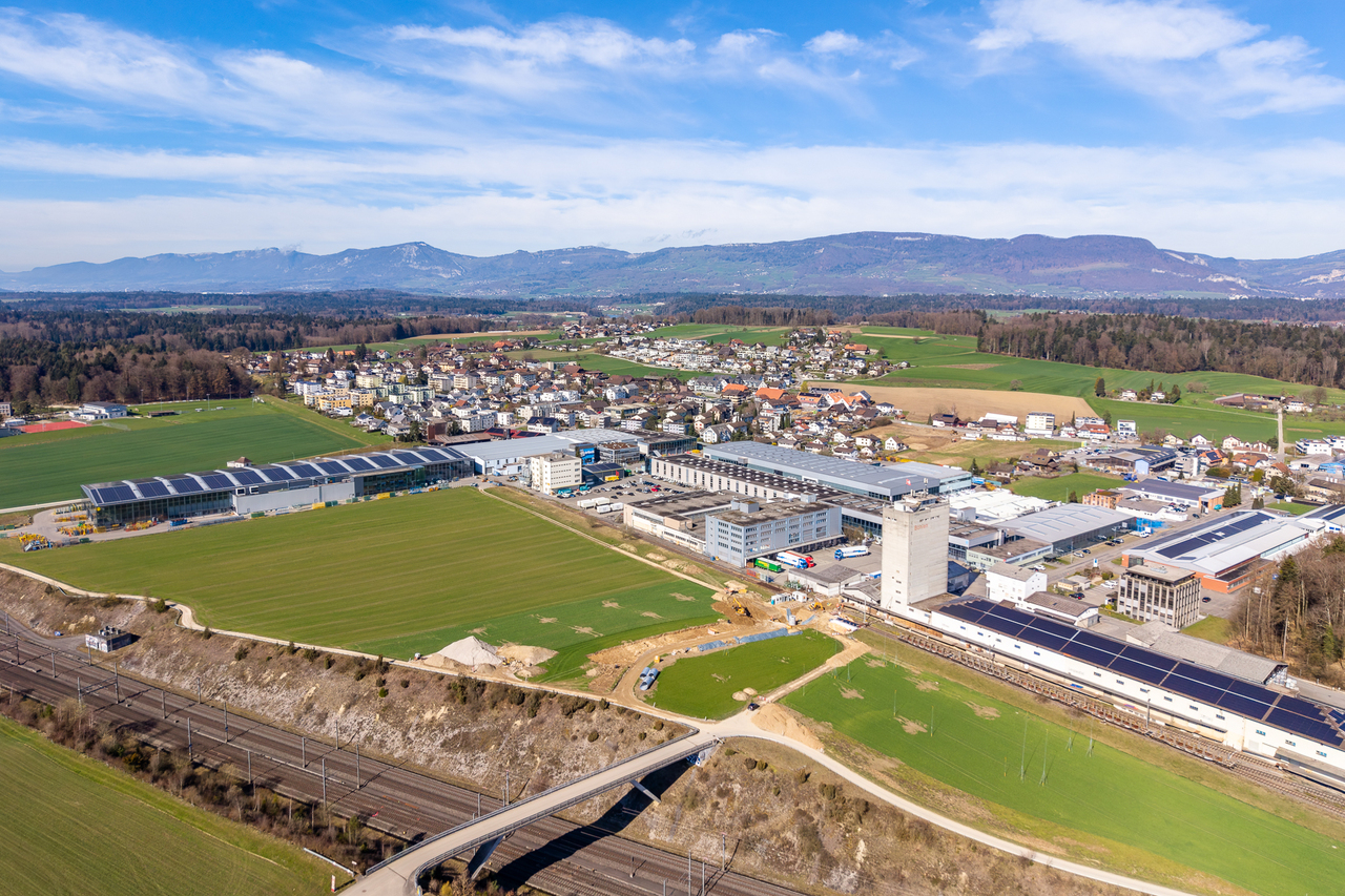5000m² commercial