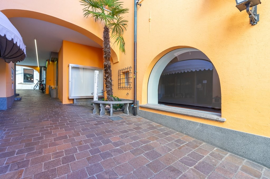 30m² commercial, photo 3 of 9