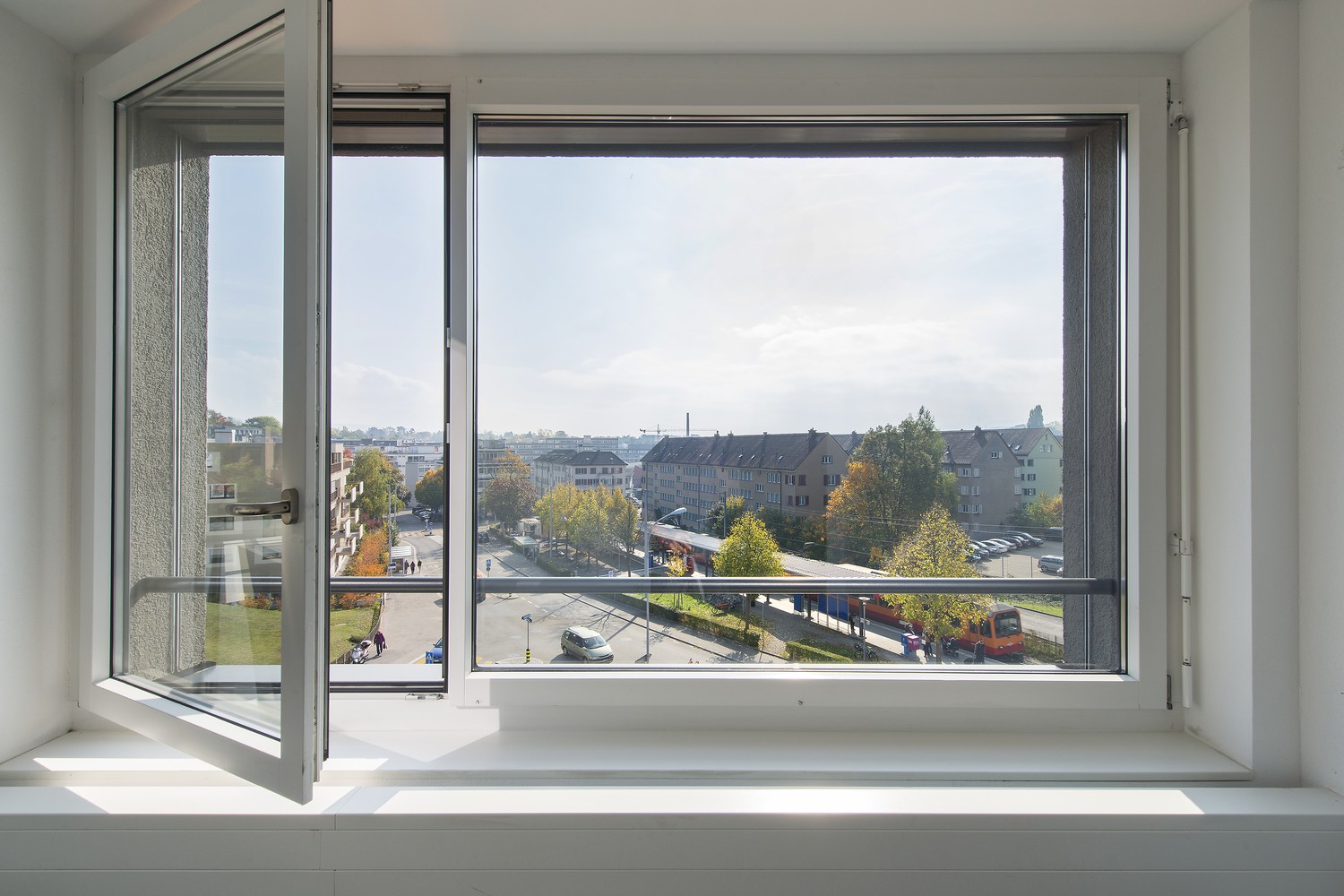 383m² office, photo 3 of 10