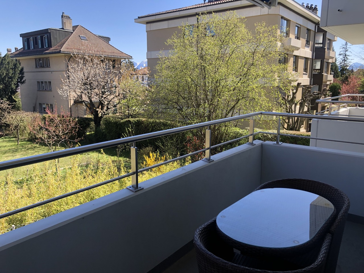 2 room furnished flat