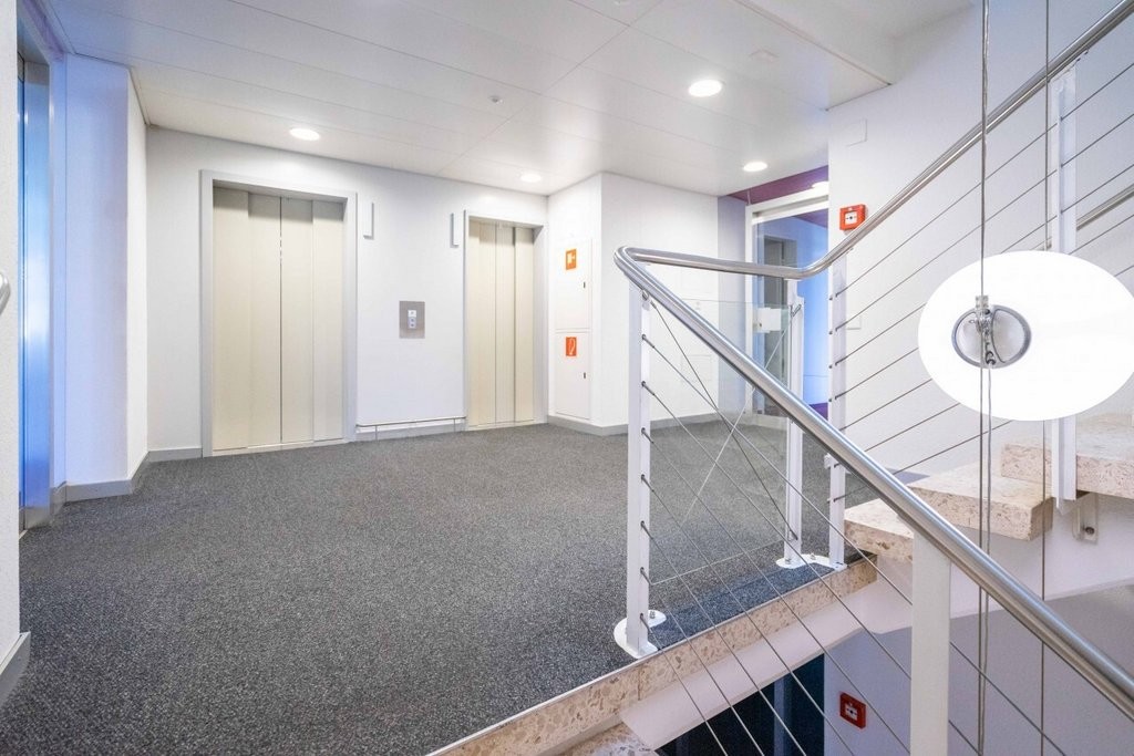 332m² office, photo 9 of 10