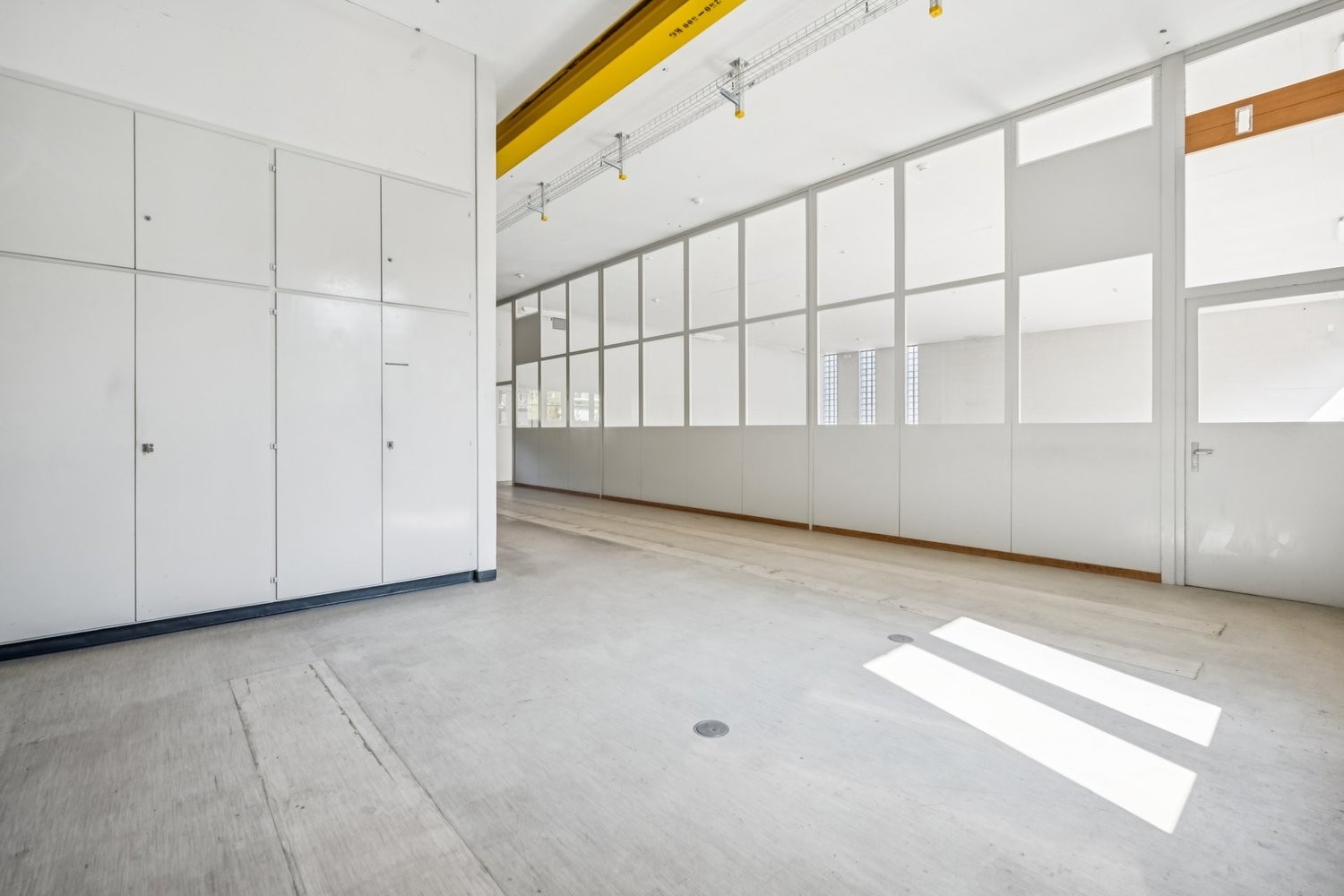 242m² commercial, photo 10 of 10