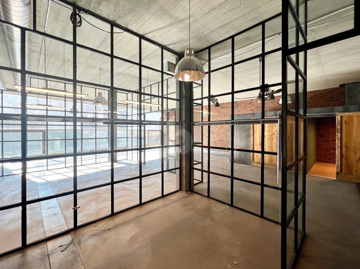 173m² office, photo 3 of 4