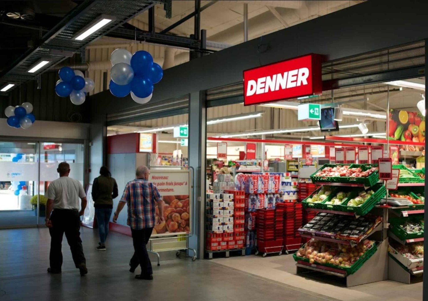 1400m² arcade, photo 2 of 5