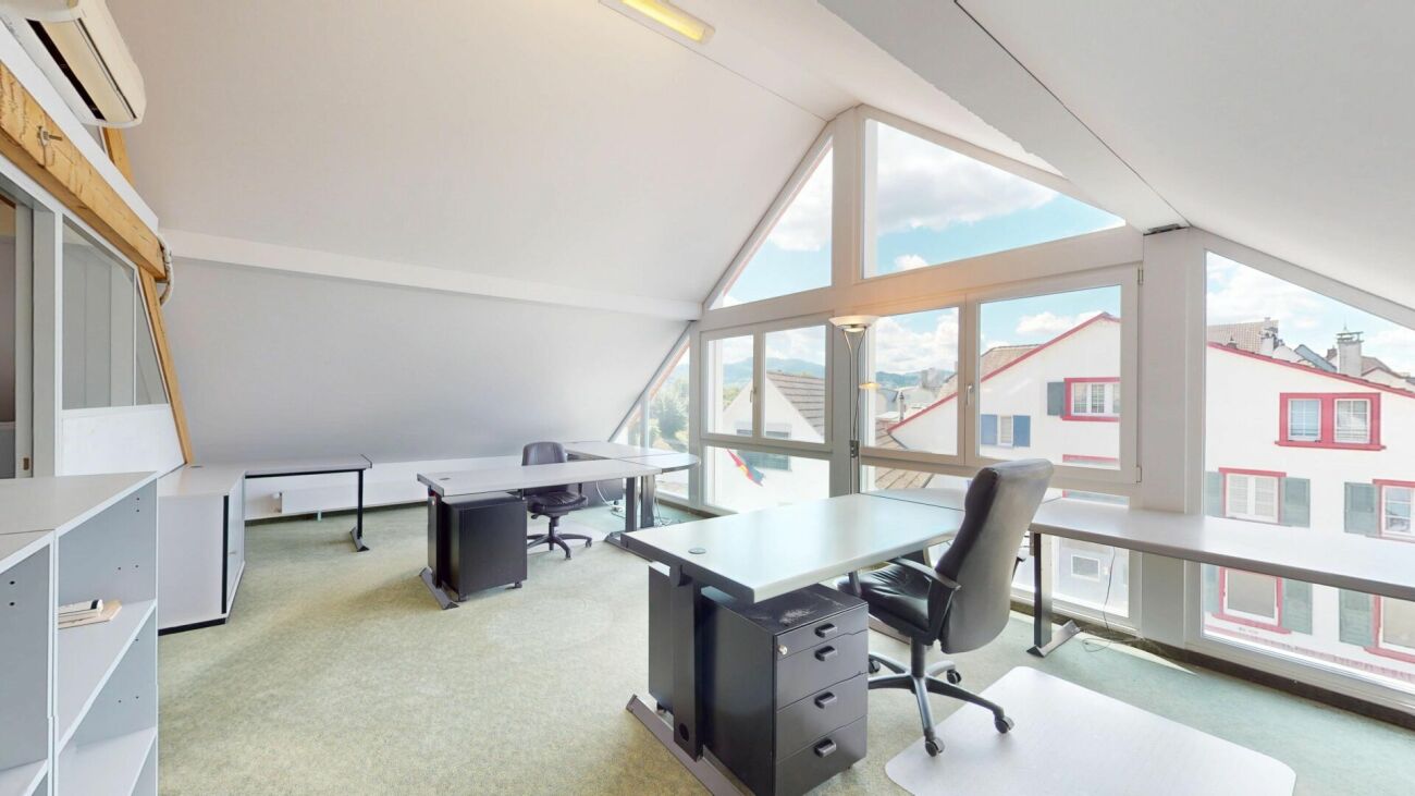 135m² office, photo 1 of 8